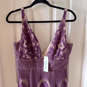 Minuet Large lace lined prom mini dress